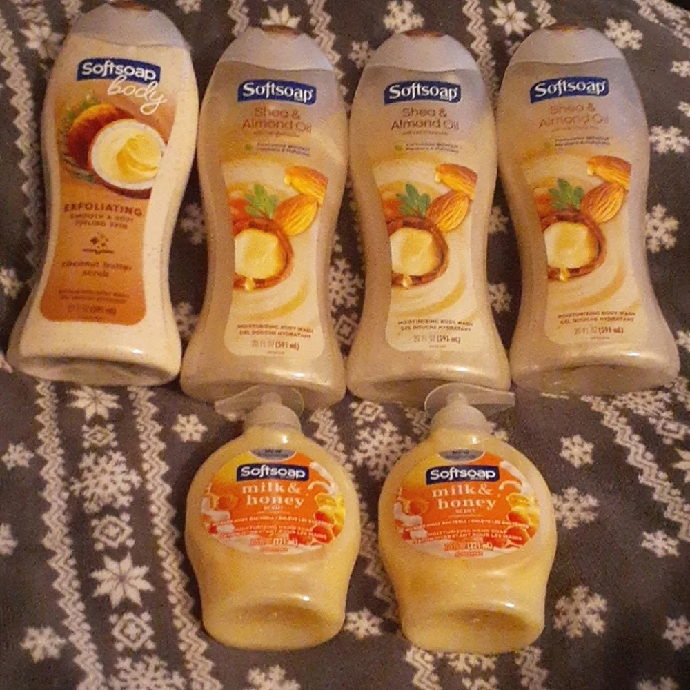 Softsoap bundle - Picture 1 of 1